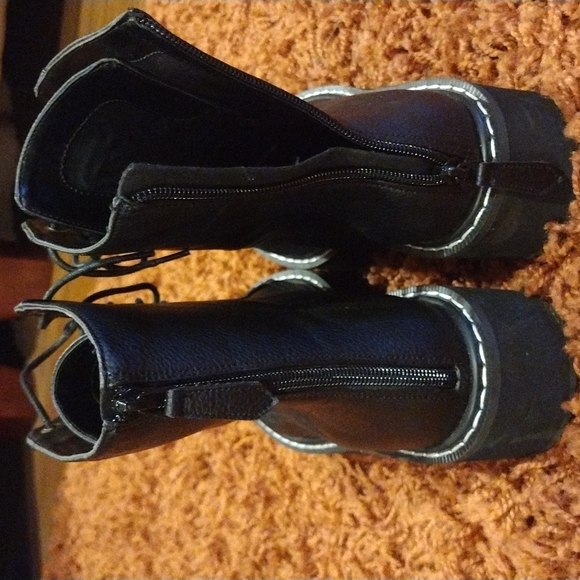 Combat boots - Picture 3 of 5